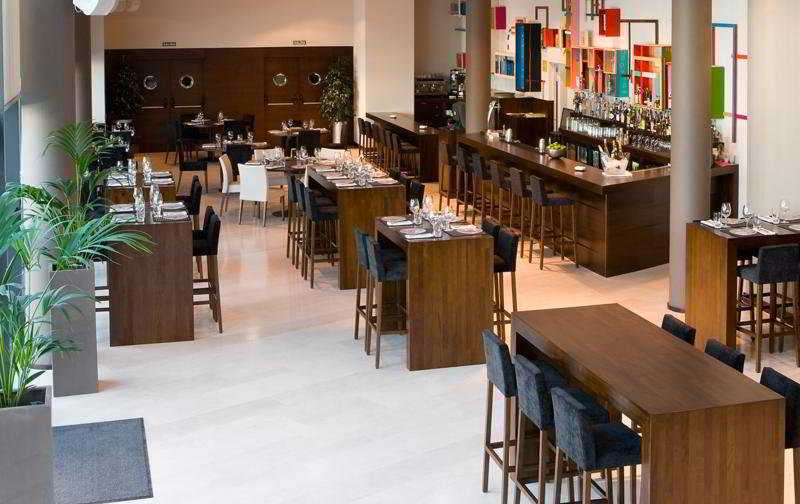 Nh Gijon Hotel Restaurant photo